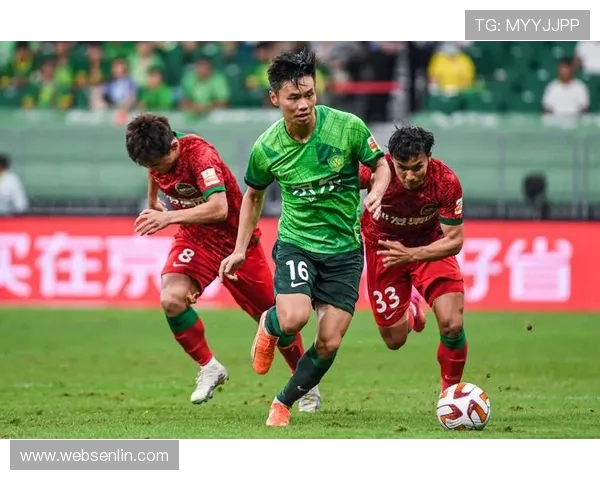 北京国安主场迎战河北华夏全力争胜展现球队实力与斗志 北京国安主场迎战河北华夏全力争胜展现球队实力与斗志